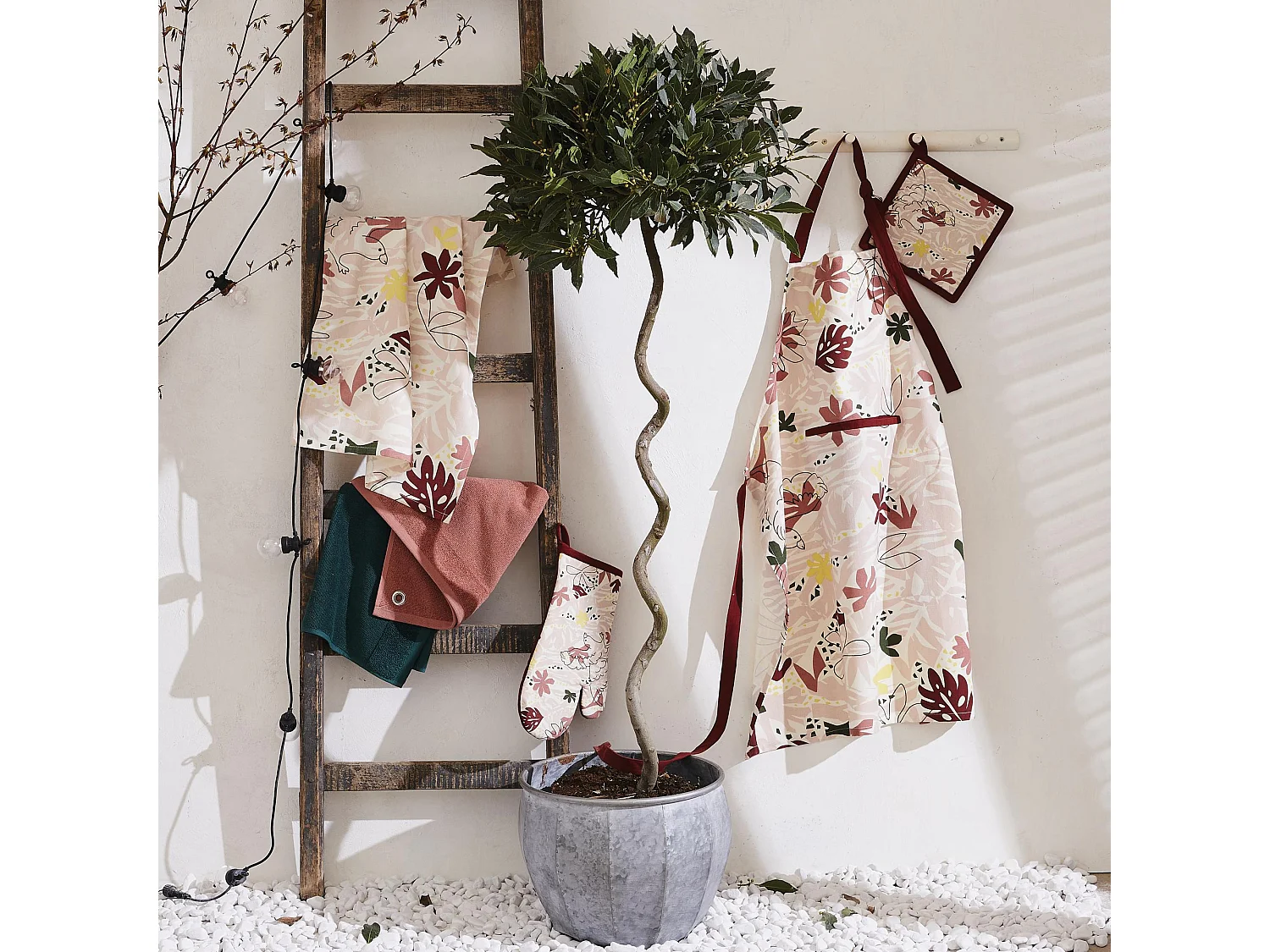 Essuie-mains oeillet Curl bois de rose 50 x 50 cm Winkler