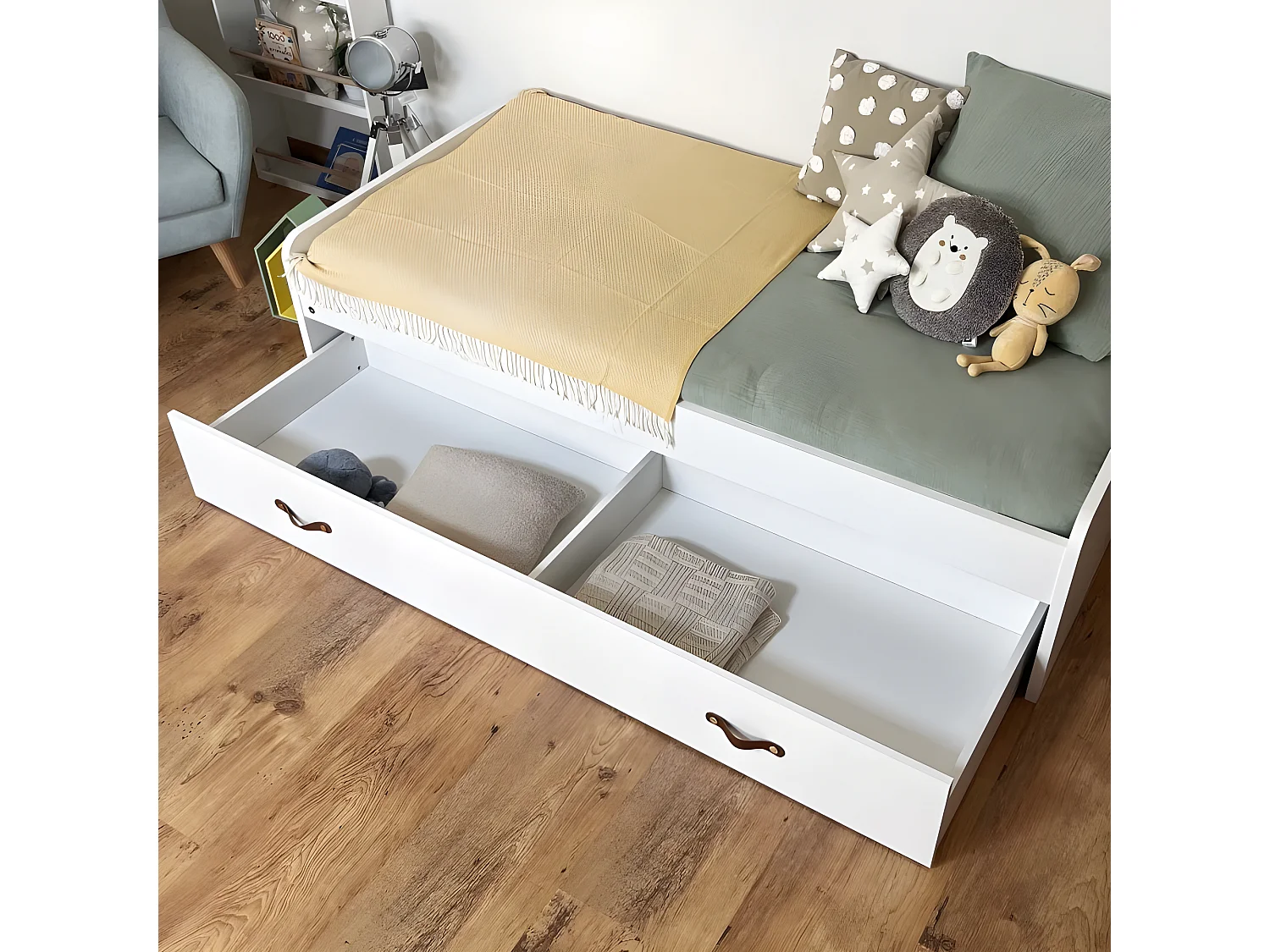 Letto + cassetti in truciolato bianco con rete e materasso 105x190cm