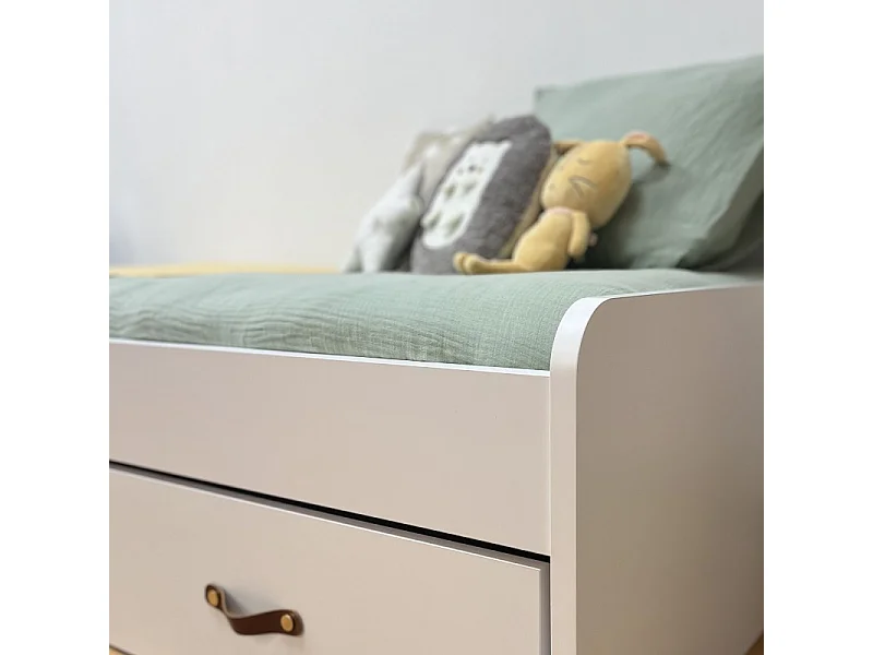 Bed + laden van spaanplaat wit met bedbodem en matras 105x190cm