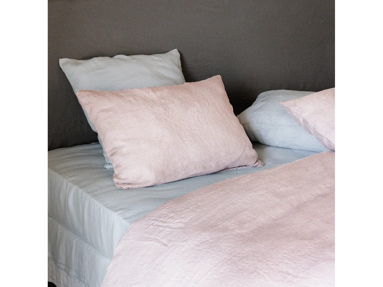 Drap plat uni 270x300 cm 100% lin lavé effet froissé SONATE rose