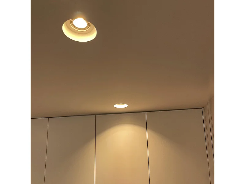 Ampoule LED dimmable 3 niveaux GU10 5W 380lm 2000-2700K