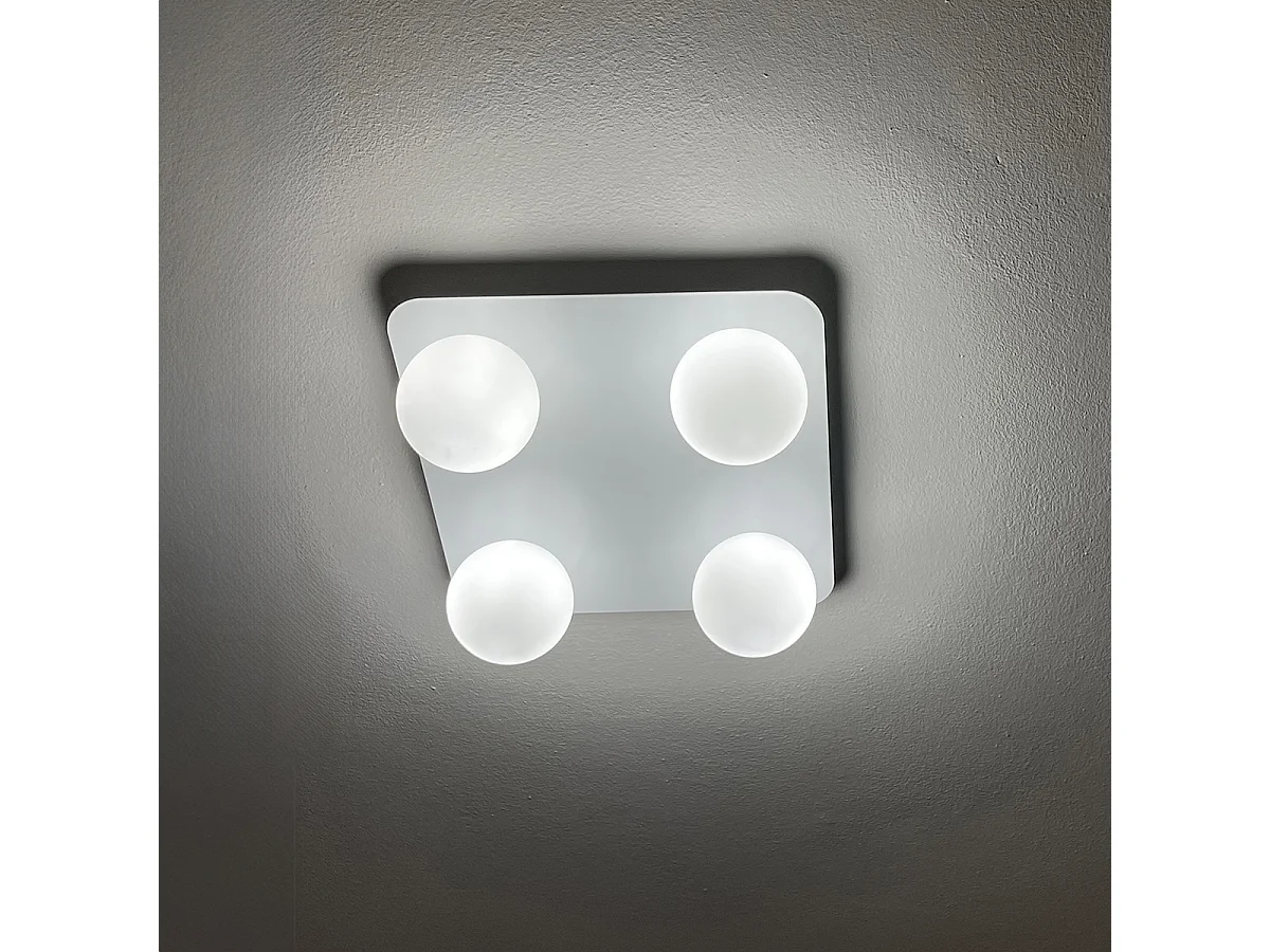 Plafonnier de salle de bain moderne blanc carré 4 lumières - Cederic
