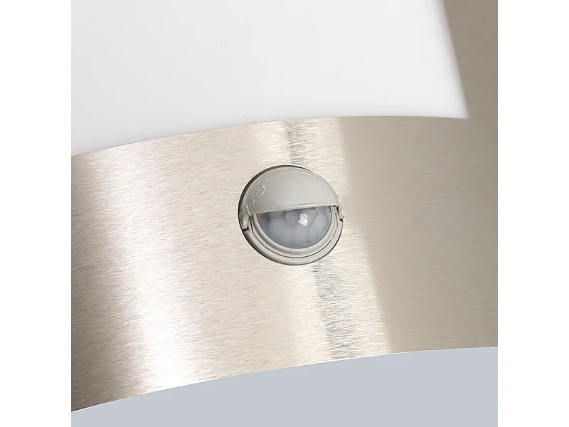 Applique d'extérieur moderne en acier avec détecteur de mouvement IP44 - Emeraude 1