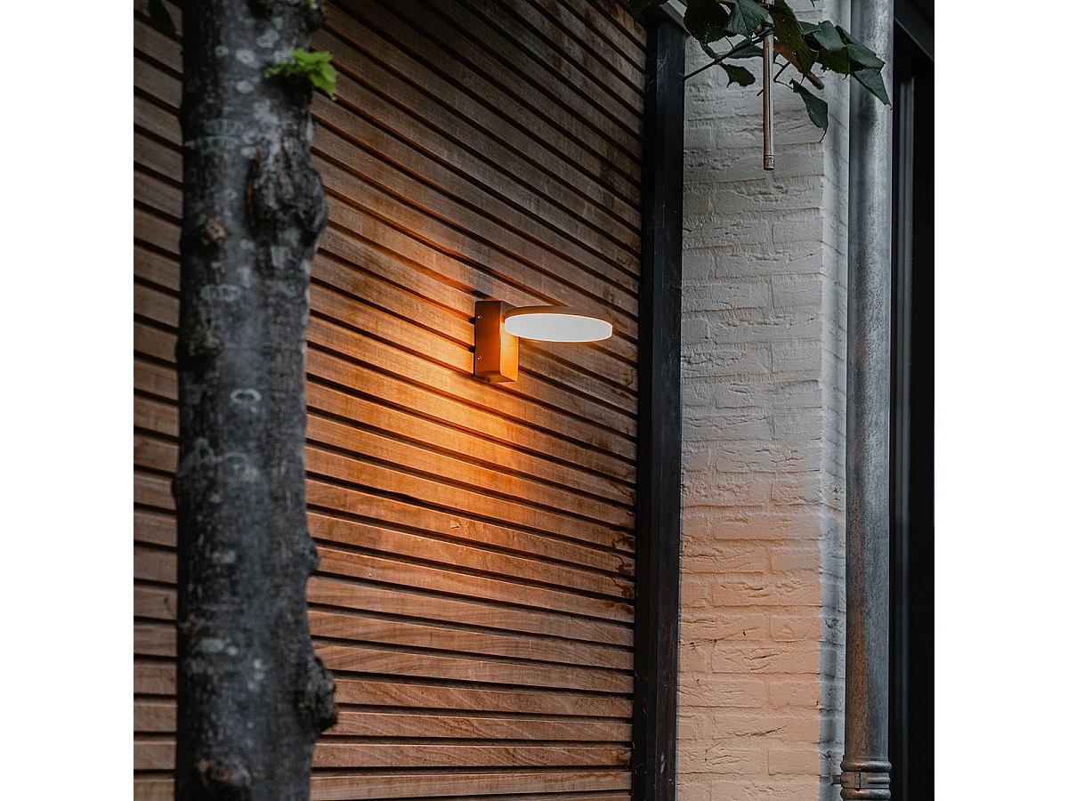 Applique murale d'extérieur moderne brun rouille avec LED IP54 - Esmee