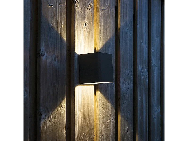 Applique murale moderne gris foncé avec LED IP54 carrée - Evi