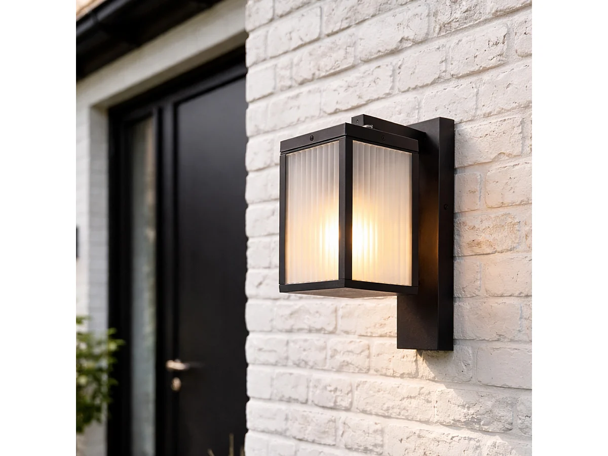 Lanterne murale d'extérieur noire avec verre nervuré IP44 - Charlois