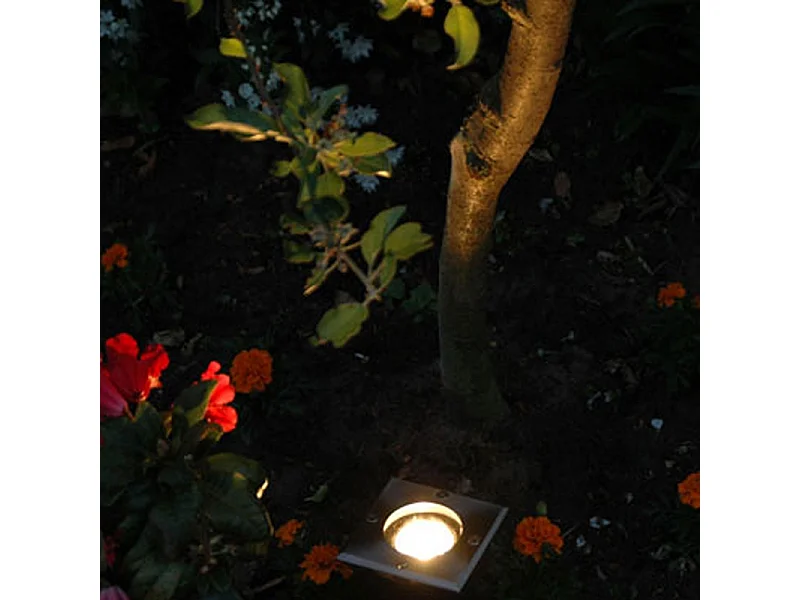 Spot de sol acier 10,5 cm IP65 - Basic Square