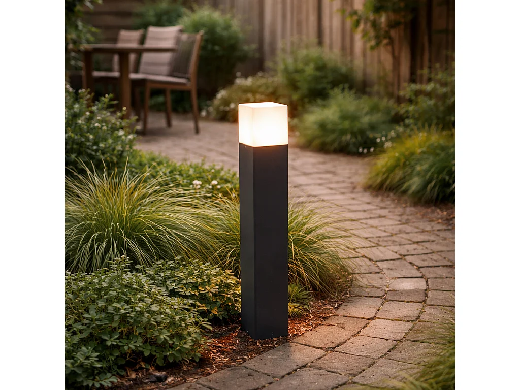 Lampadaire d'extérieur noir avec abat-jour blanc opale 50 cm - Denmark