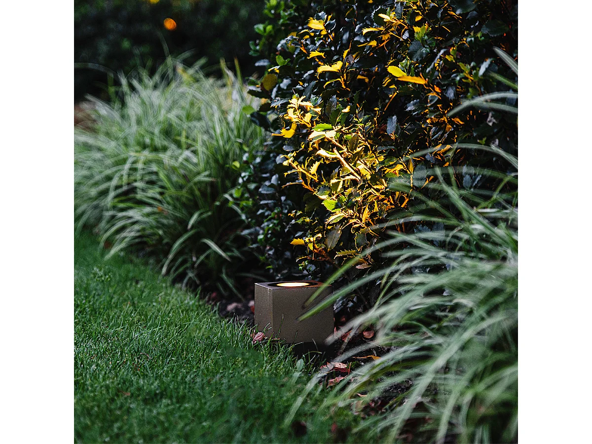 Projecteur de jardin industriel brun rouille carré IP65 - Lennard