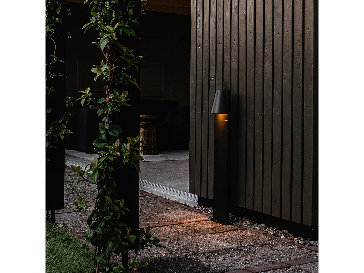 Lampadaire d'extérieur industriel noir IP44 - Femke