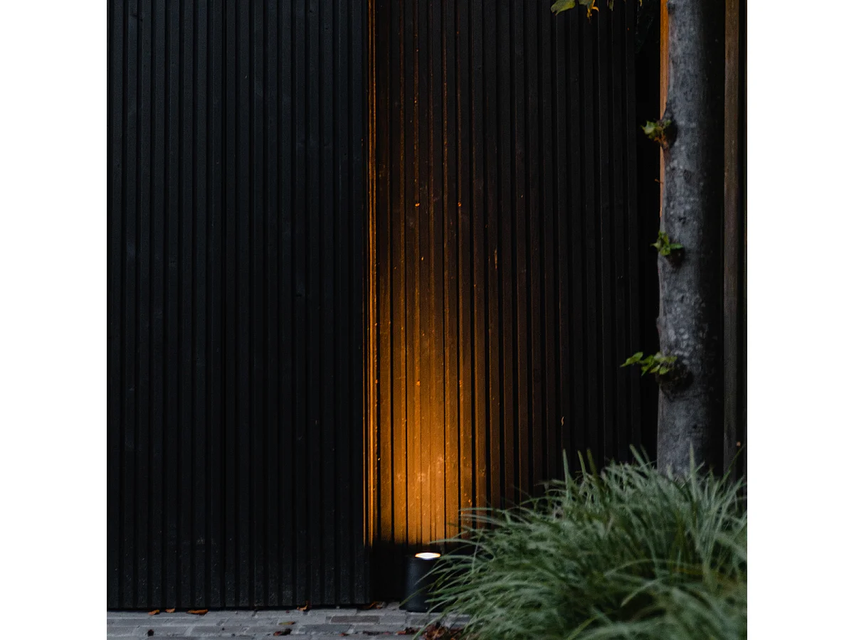 Projecteur de jardin moderne noir rond IP65 AR111 - Lennard