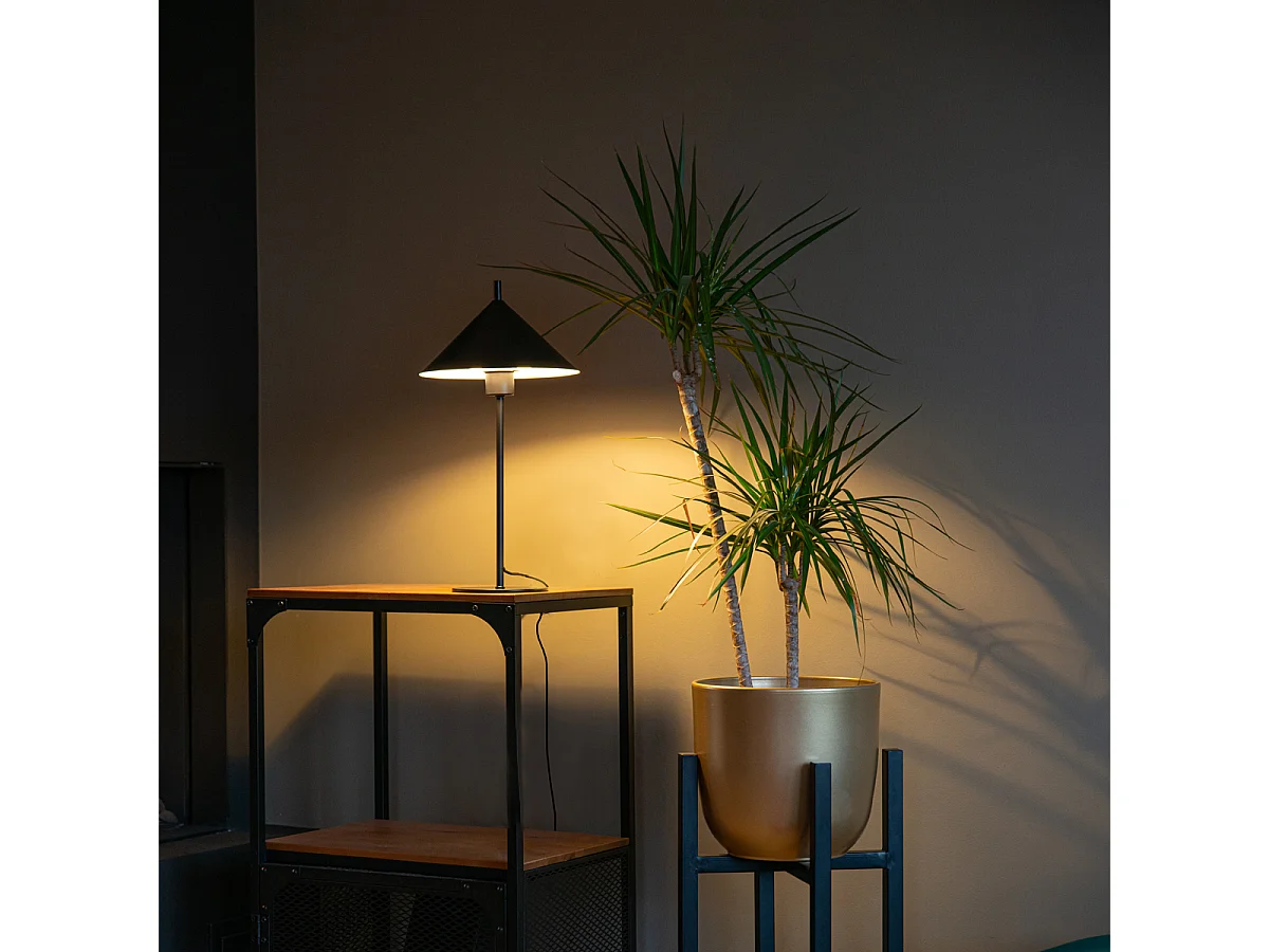 Lampe de table design noire - Triangolo