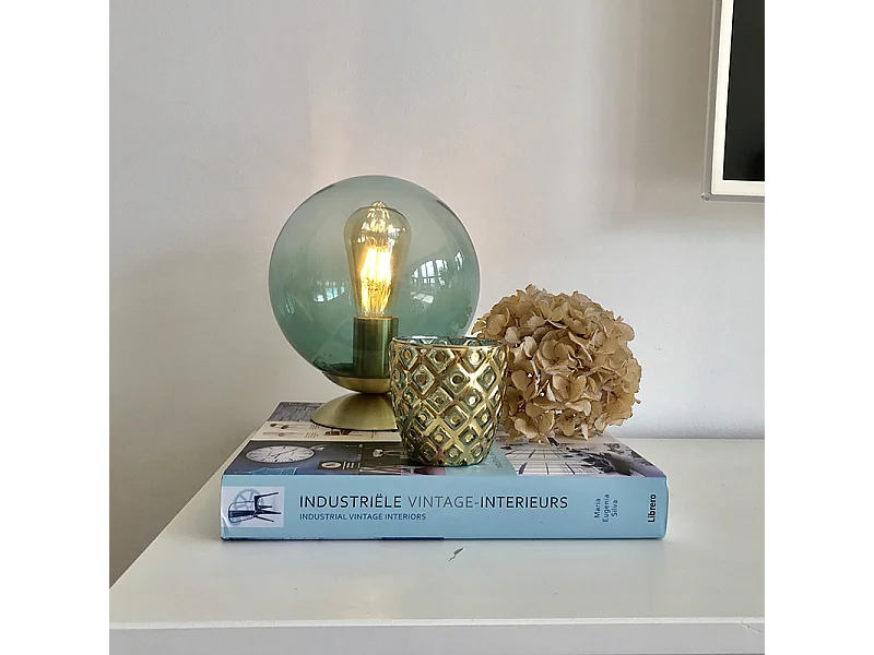 Lampe de table Art Déco en laiton avec verre vert - Pallon