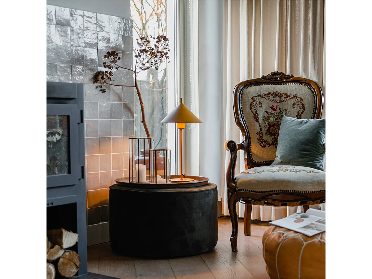 Lampe de table design jaune - Triangolo