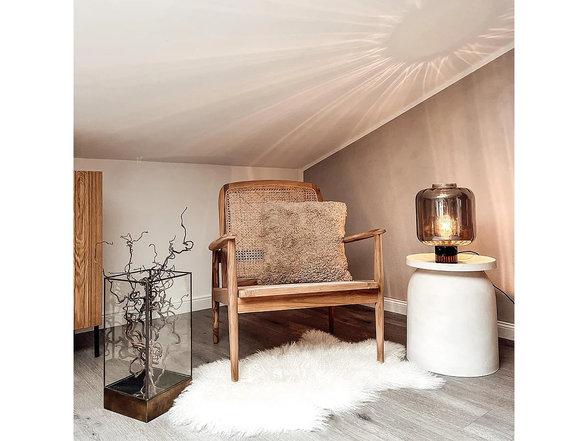 Lampe de table design noire avec verre fumé - Qara