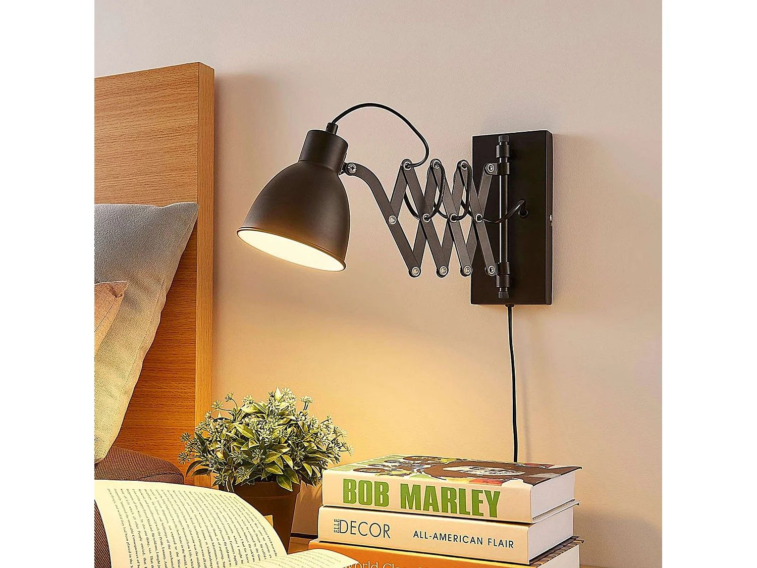 Applique industrielle noire orientable - Merle