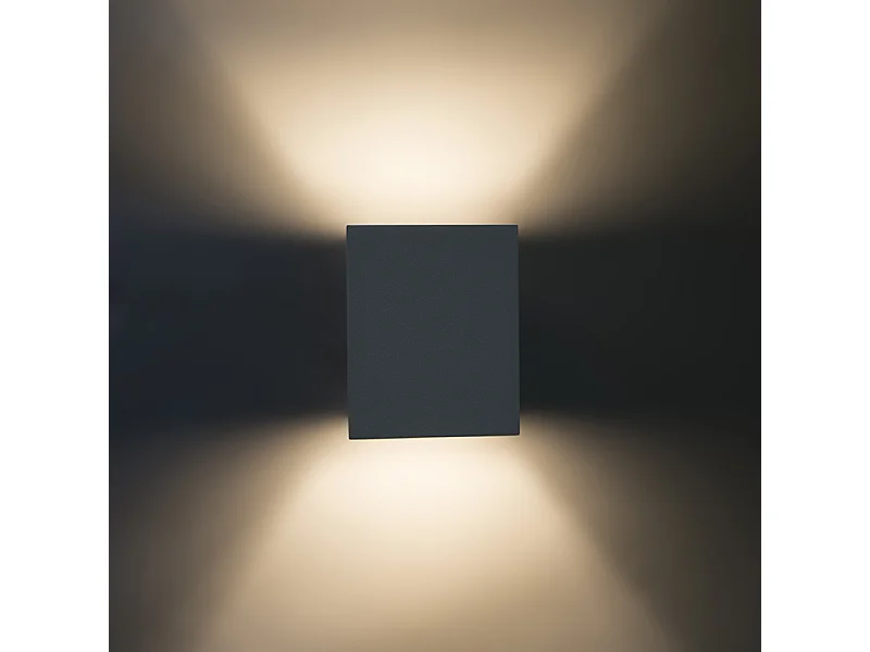 Applique moderne carrée blanche - Sola