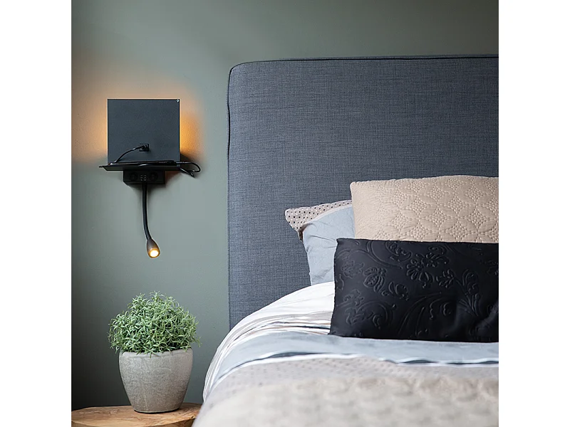 Applique murale moderne noire avec USB et bras flexible - Flero