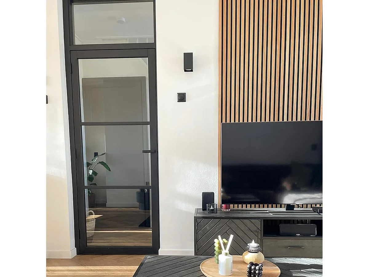 Applique murale carrée design noire - Sabbir