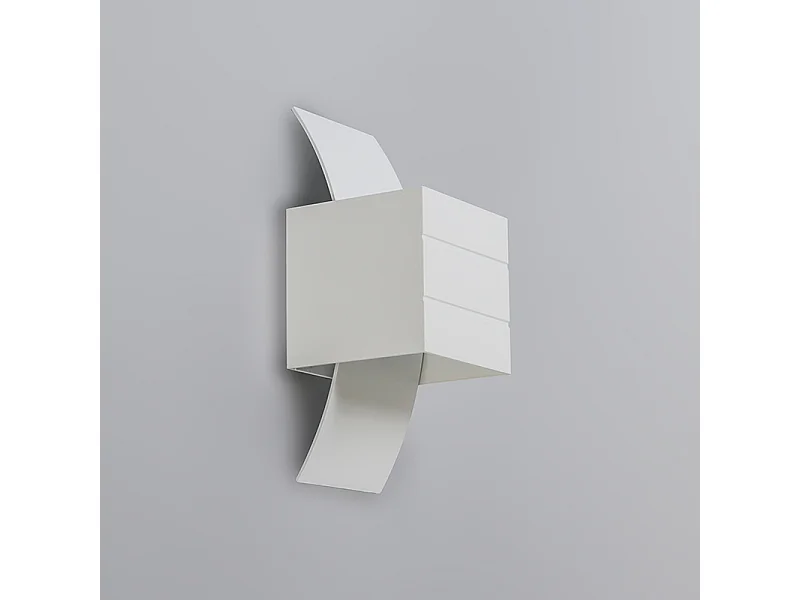 Applique murale moderne blanche avec effet de lumière - Amy