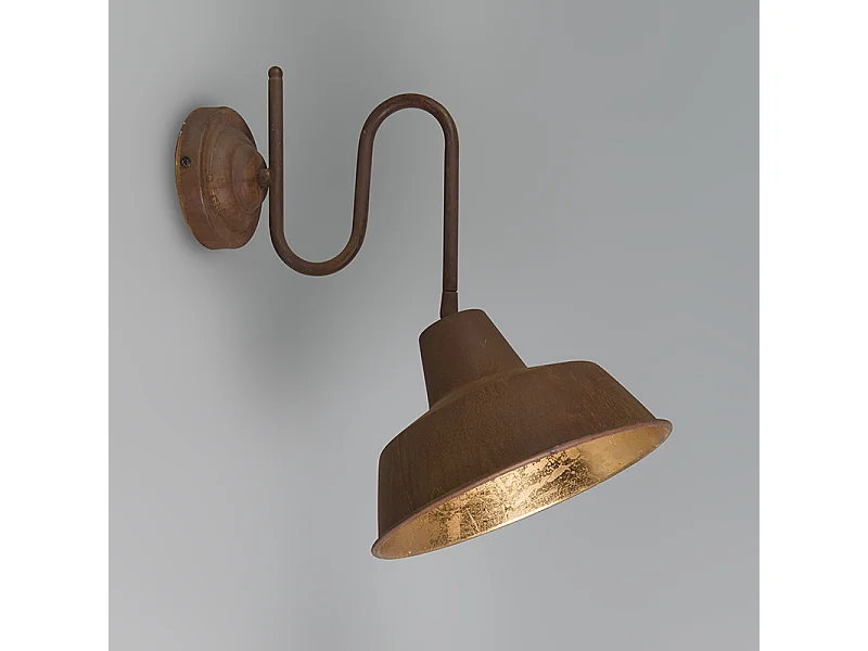 Applique industrielle rouille avec intérieur doré - Usine