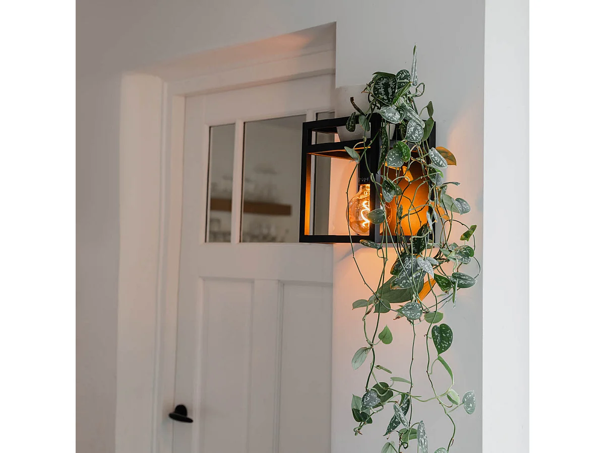 Applique murale industrielle noire avec étagère - Cage Rack