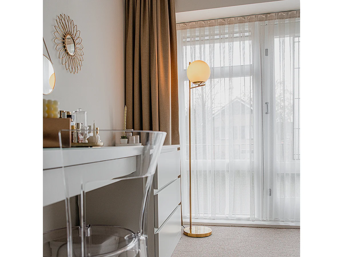 Lampadaire Art Déco or et verre opale - Flore