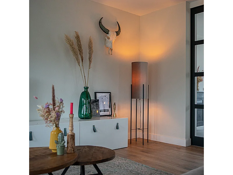 Lampadaire design abat-jour en velours noir taupe avec or - Rich