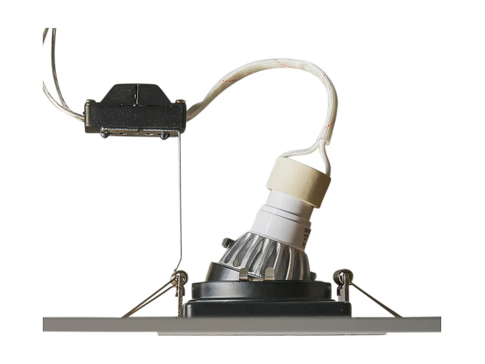 Spot encastrable intelligent acier avec source lumineuse Wifi GU10 - Carree