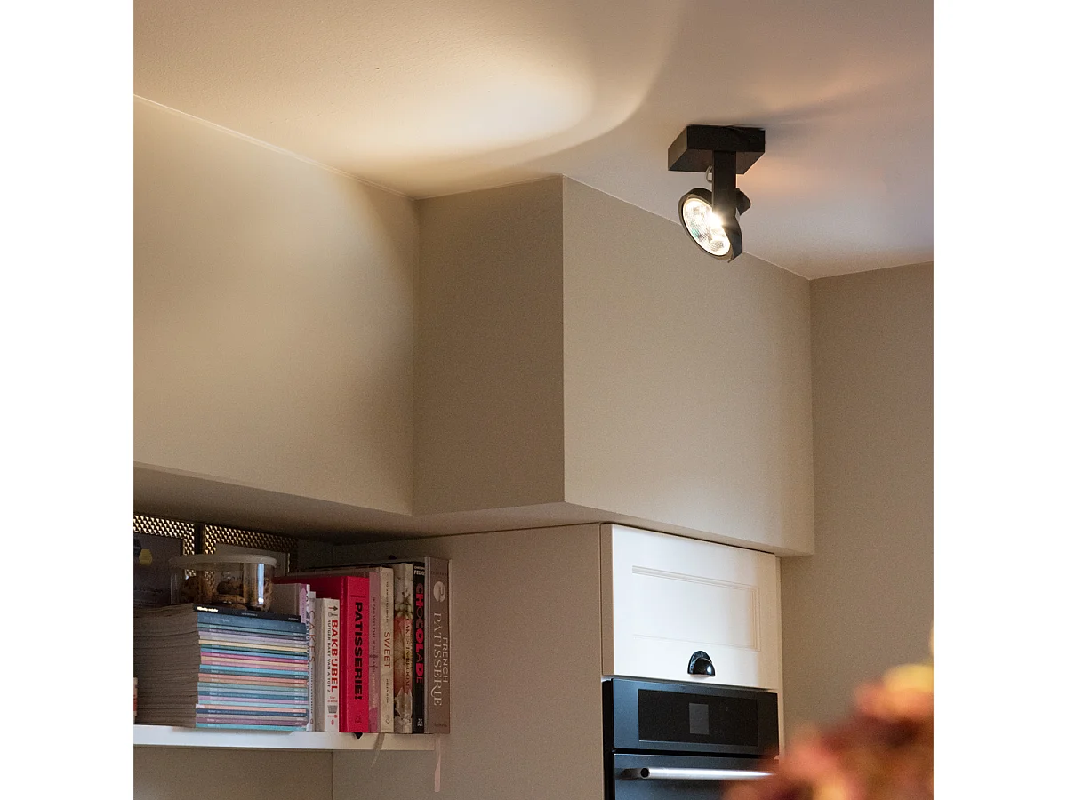 Spot de plafond moderne noir orientable GU10 111mm - Master