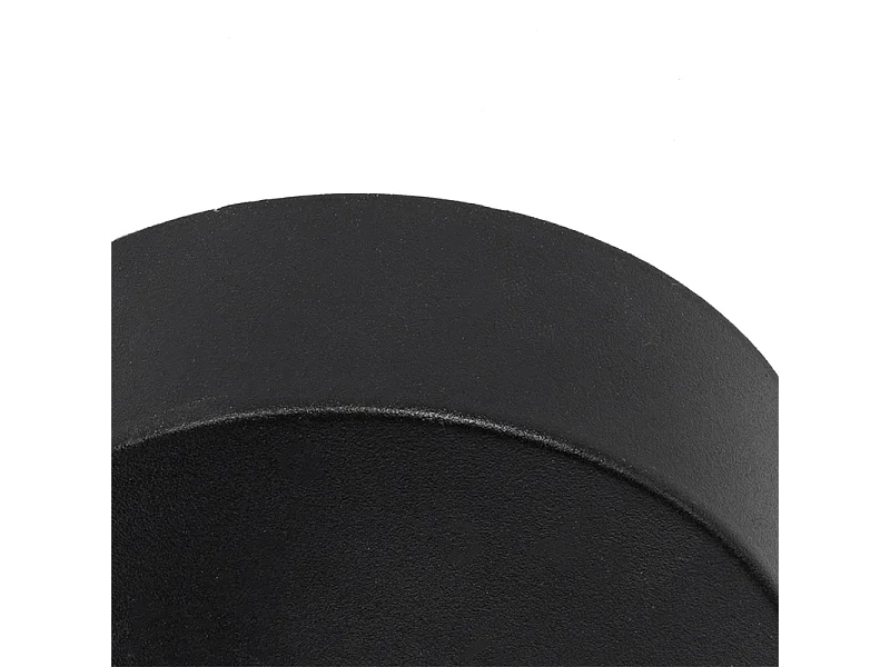 Spot industriel noir avec béton - Pedra