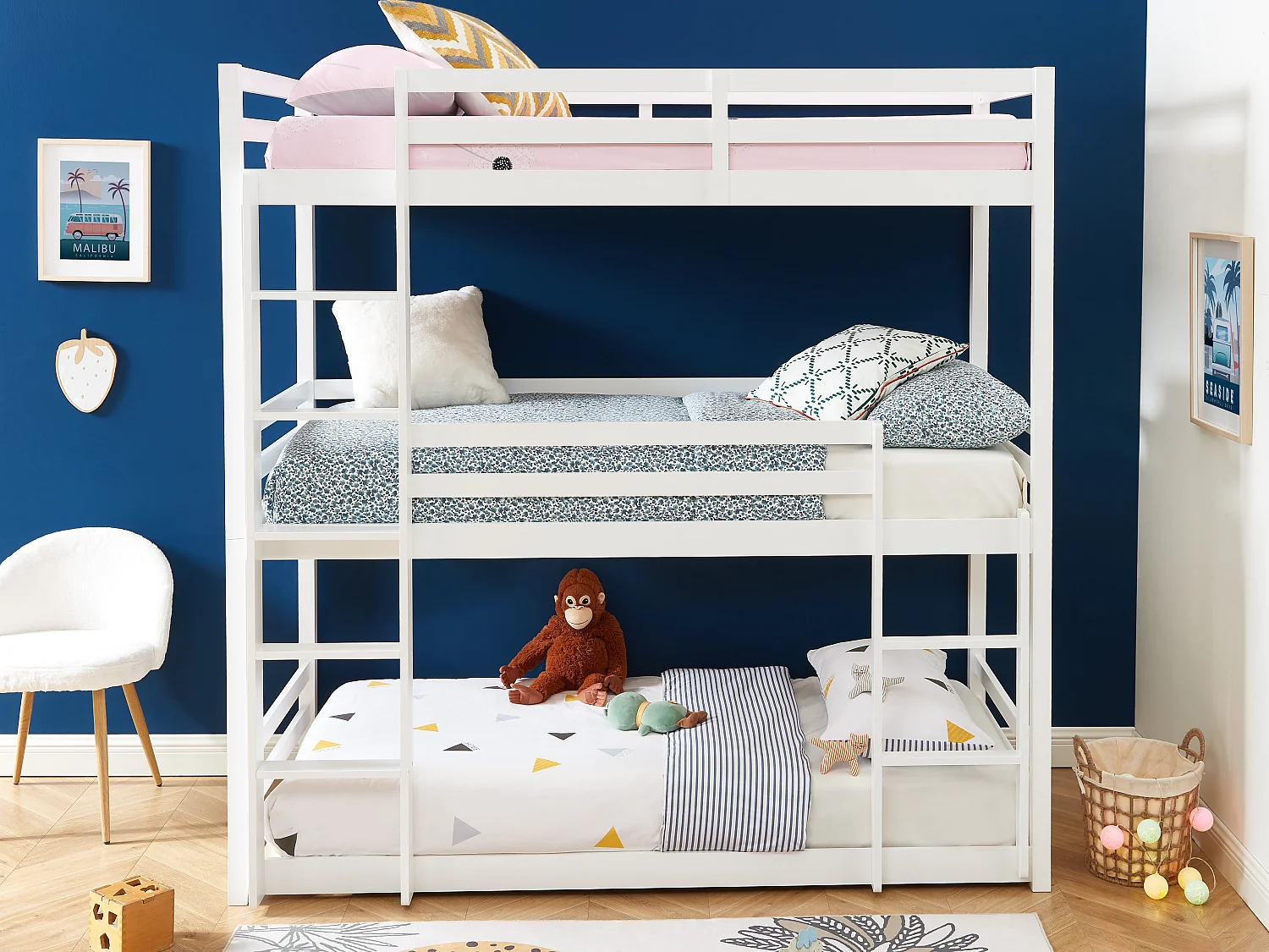 Lits superposés triple - 3 x 90 x 200 cm - Pin - Blanc + matelas - VAGAR