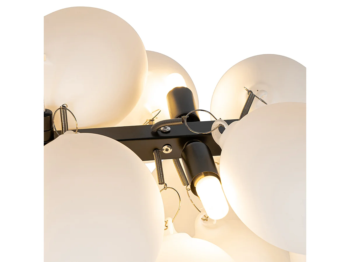 Lampe à suspension noire avec verre opale 8 lumières allongée - Uvas