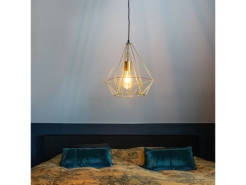 Suspension industrielle dorée en fil de fer - Carcass