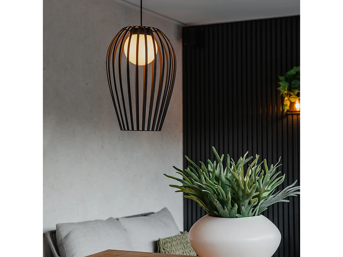 Suspension design noire avec opale IP44 - Angela