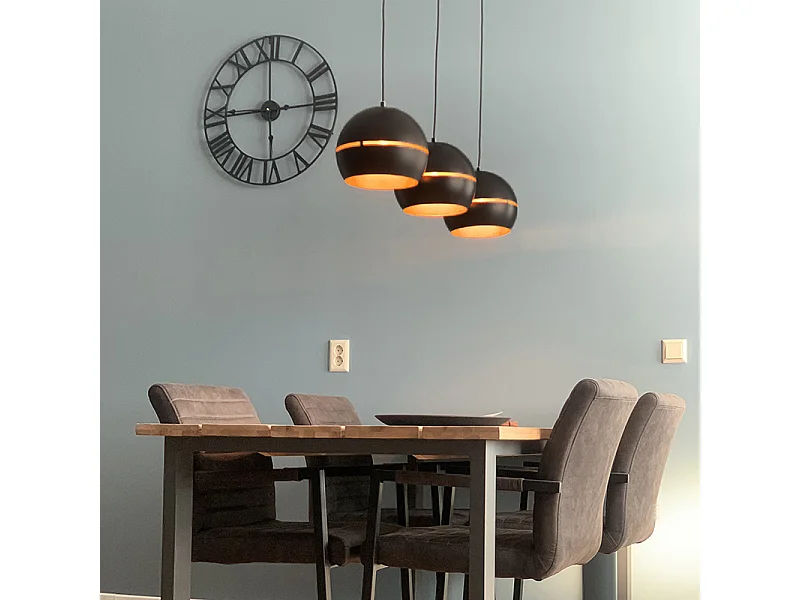 Suspension design noire avec intérieur doré 3 lumières - Buell