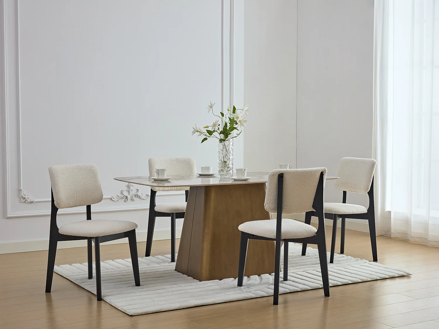 Lot de 2 chaises en tissu bouclette et bois d'hévéa - Blanc et Noir - JASMENA