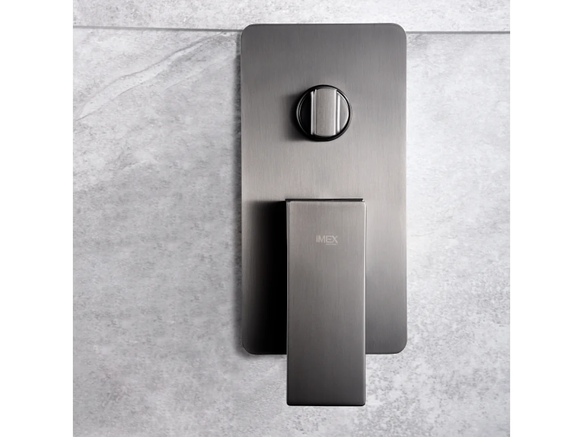 Colonne de Douche Encastrée noir métal anti-calcaire - Design Moderne et Économie d'eau - Kit Complet PISA IMEX