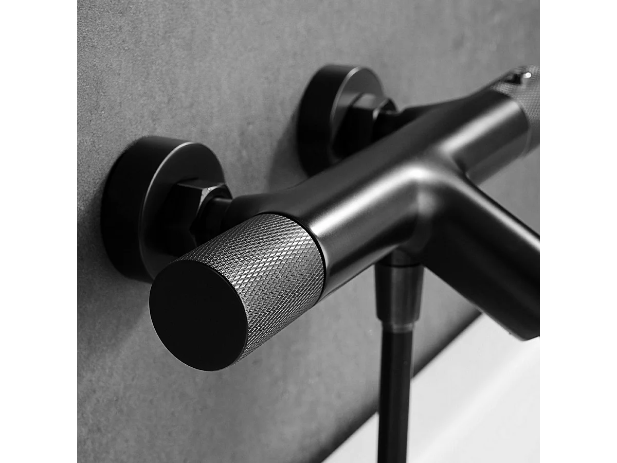 Ensemble Bain/Douche Anti-Calcaire Thermostatique Noir Mat LINE BTD038-4NG