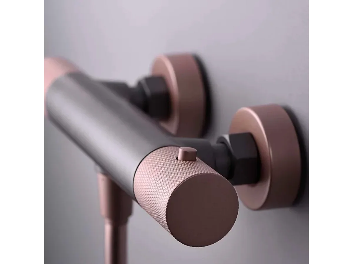 Ensemble de Douche Anti-Calcaire Thermostatique Gris et Champagne LINE BTD038-5GC