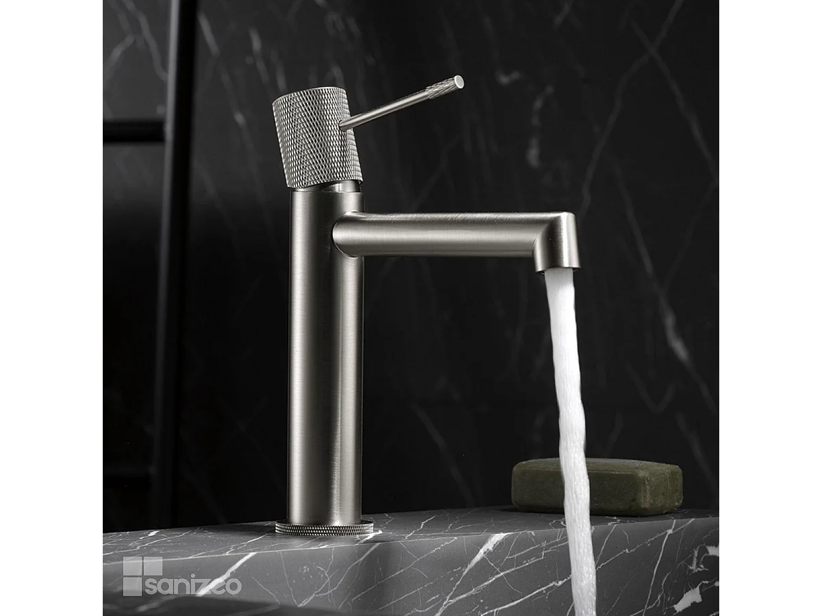 Mitigeur Lavabo Salle de Bain niquel brossé – Bec Bas Anti-Calcaire – Design Moderne - LINE IMEX