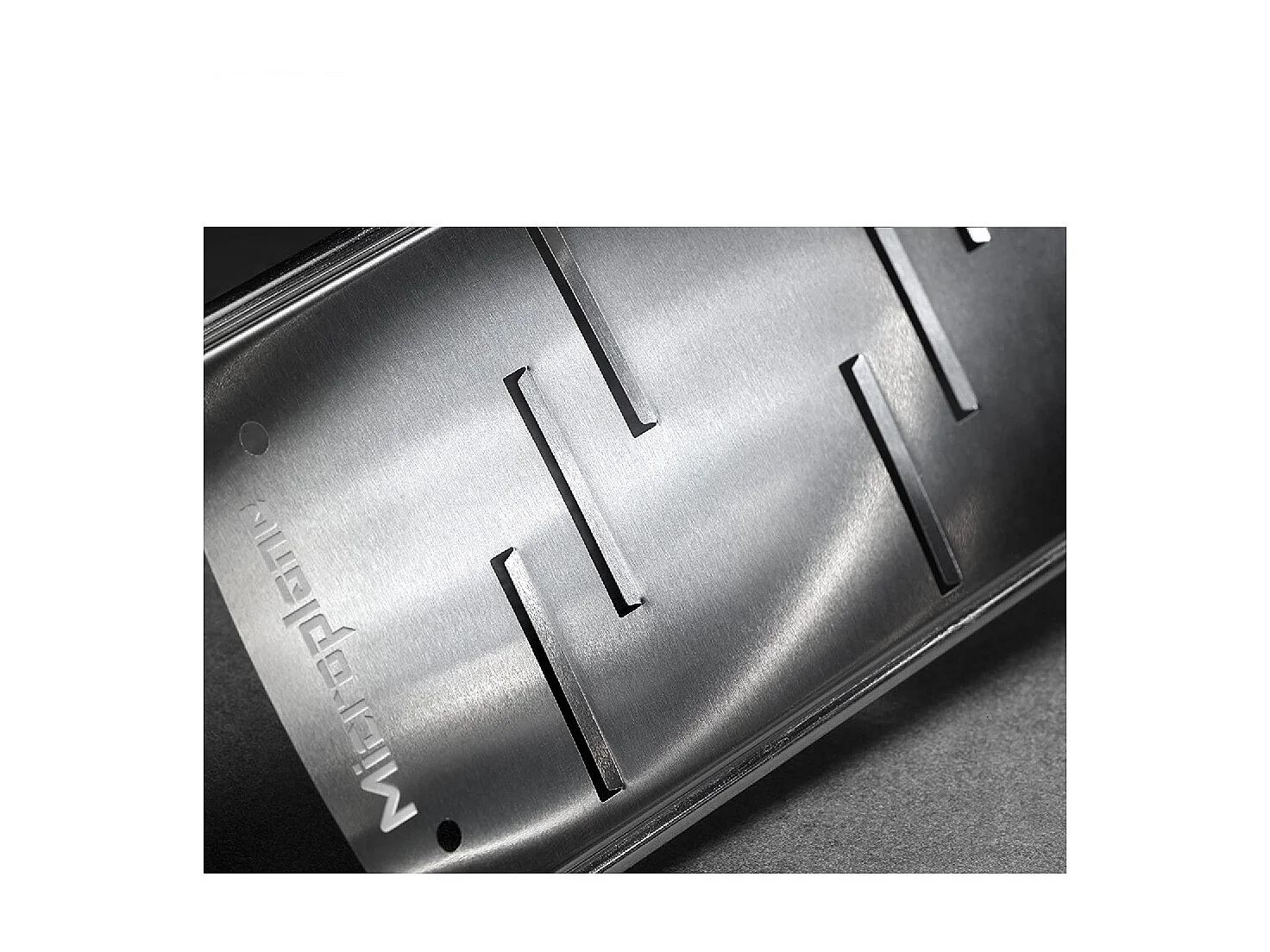 Râpe coupe large noir