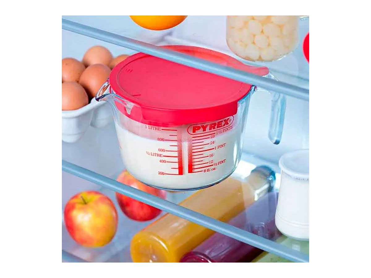 Jarra medidora de vidrio de 1L con tapa y colador integrado Pyrex Classic