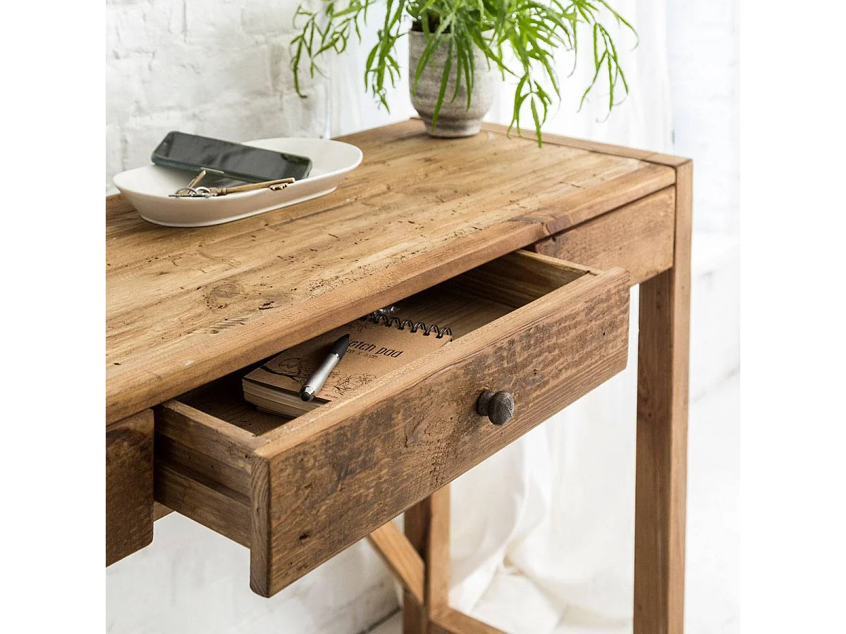 Escritorio de madera reciclada Blaise con cajón central y aspecto rústico