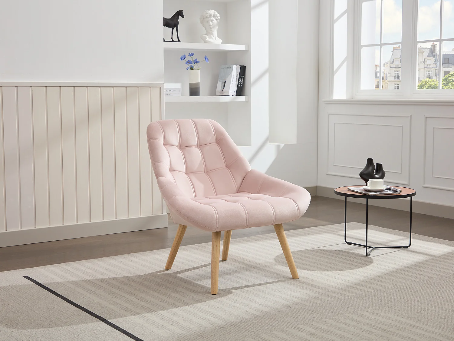 Fauteuil en velours rose LUOSTO