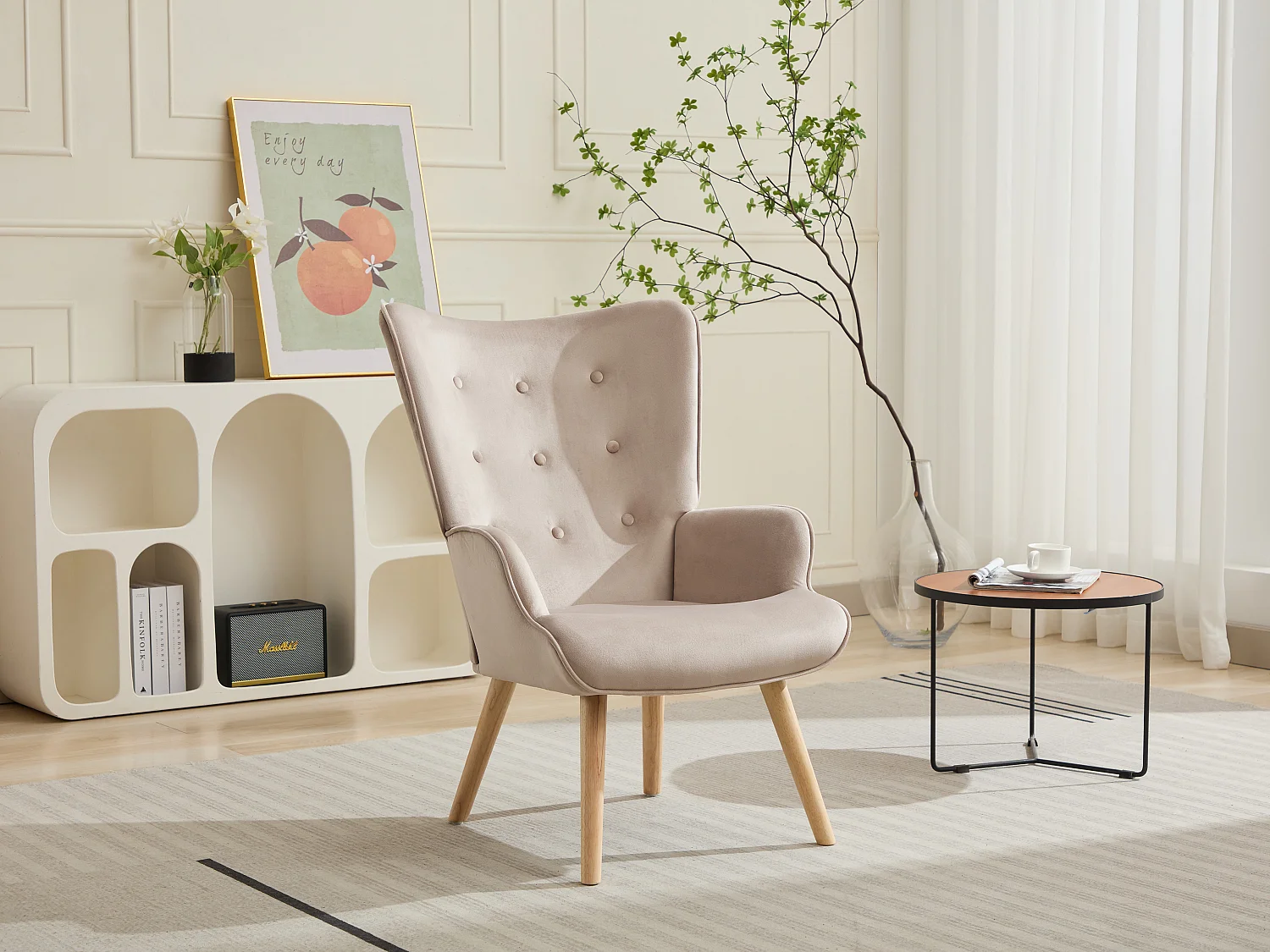 Fauteuil en velours beige VATELY