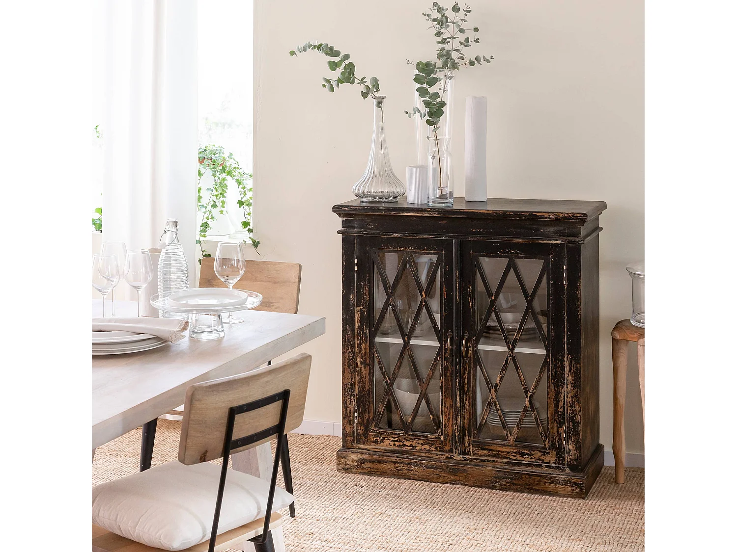 Buffet vitrine en bois de manguier àˆve