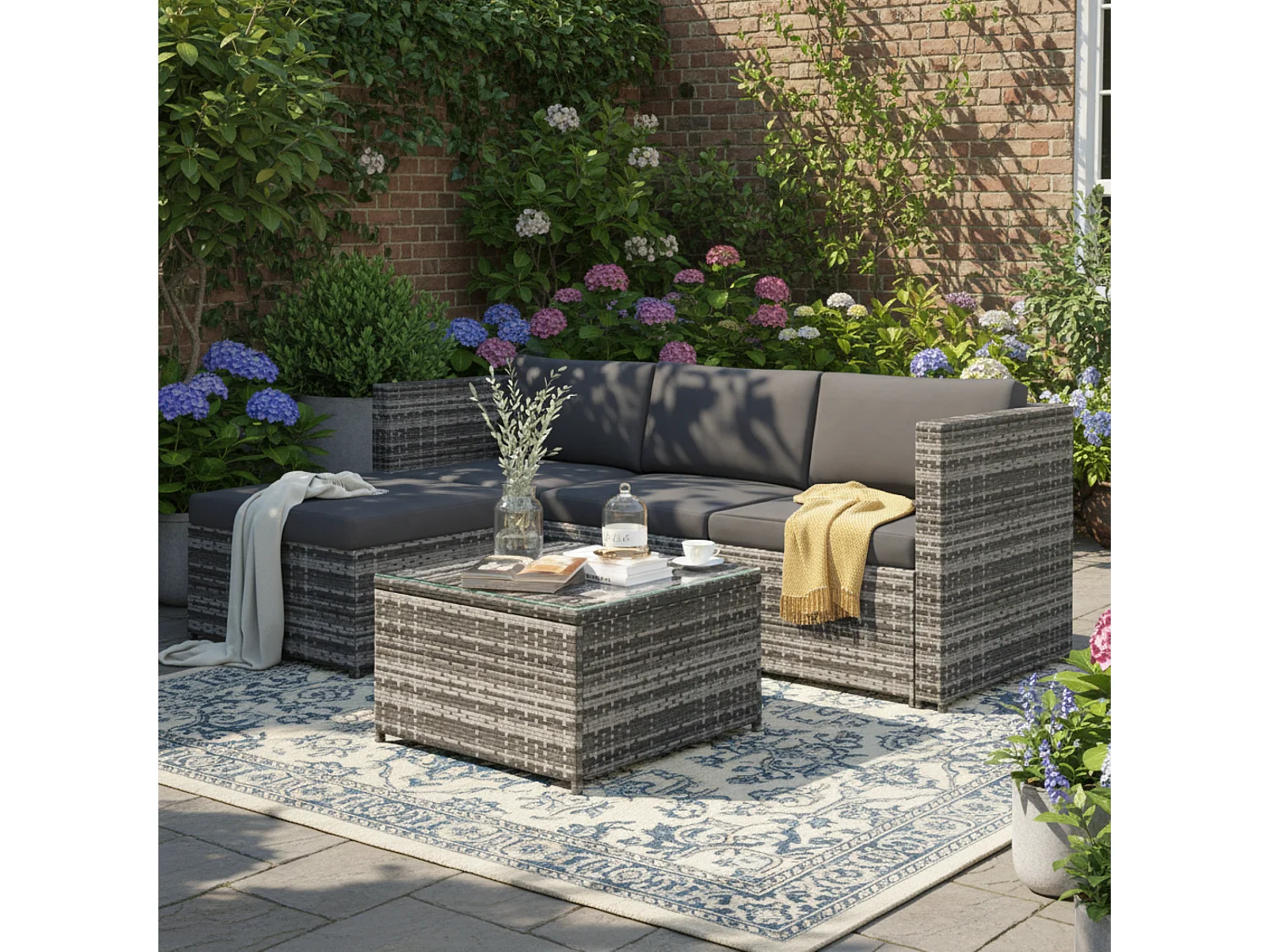 Salon de jardin en résine tressée - Canapé d'angle extérieur avec table basse - 4 places - Gris