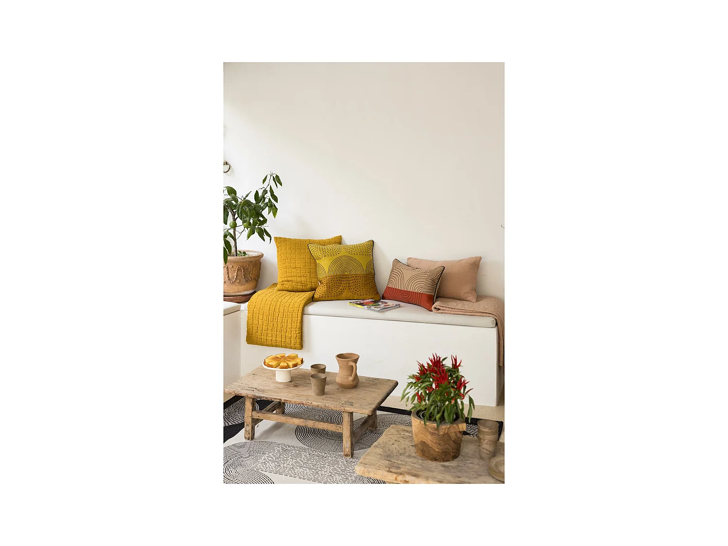 Swami bedsprei Saffraan 180 x 260 cm