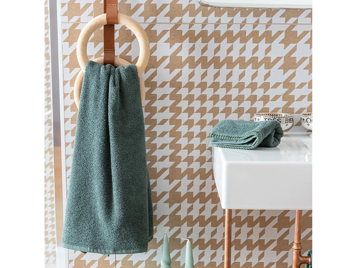 Drap de douche Bora fougère 70 x 130 cm Vivaraise